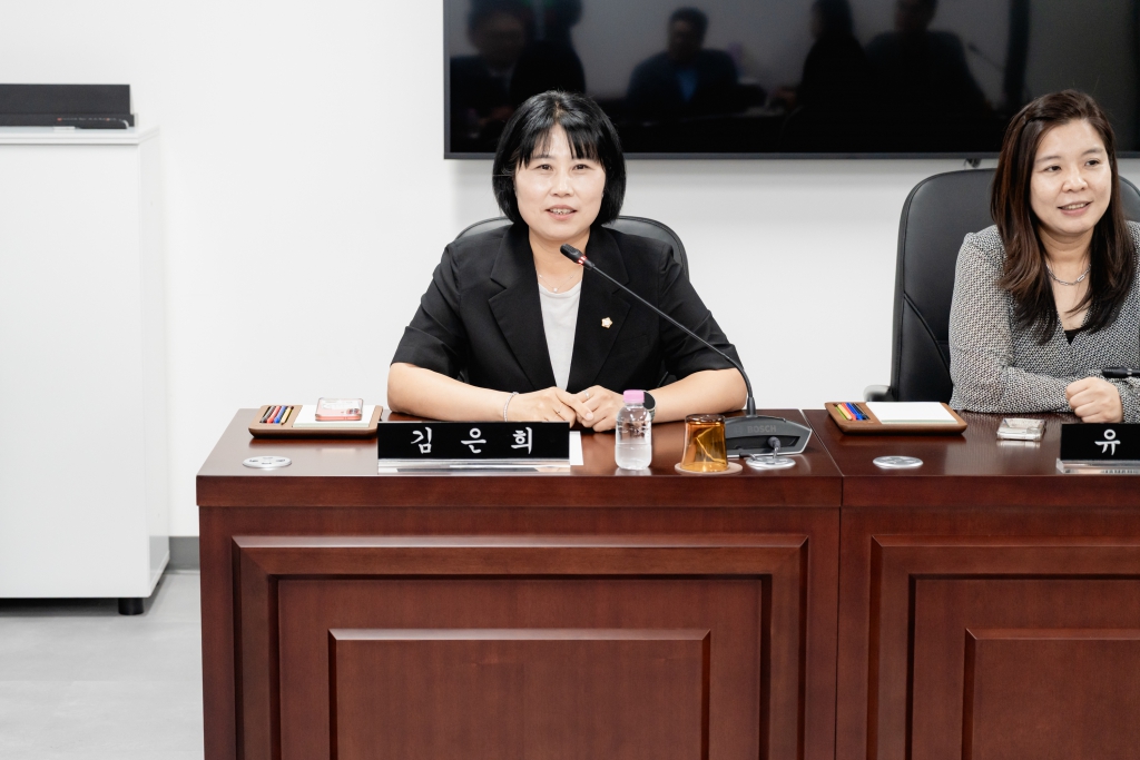 제292회 임시회 폐회중 복지건설위원회 이미지(3)
