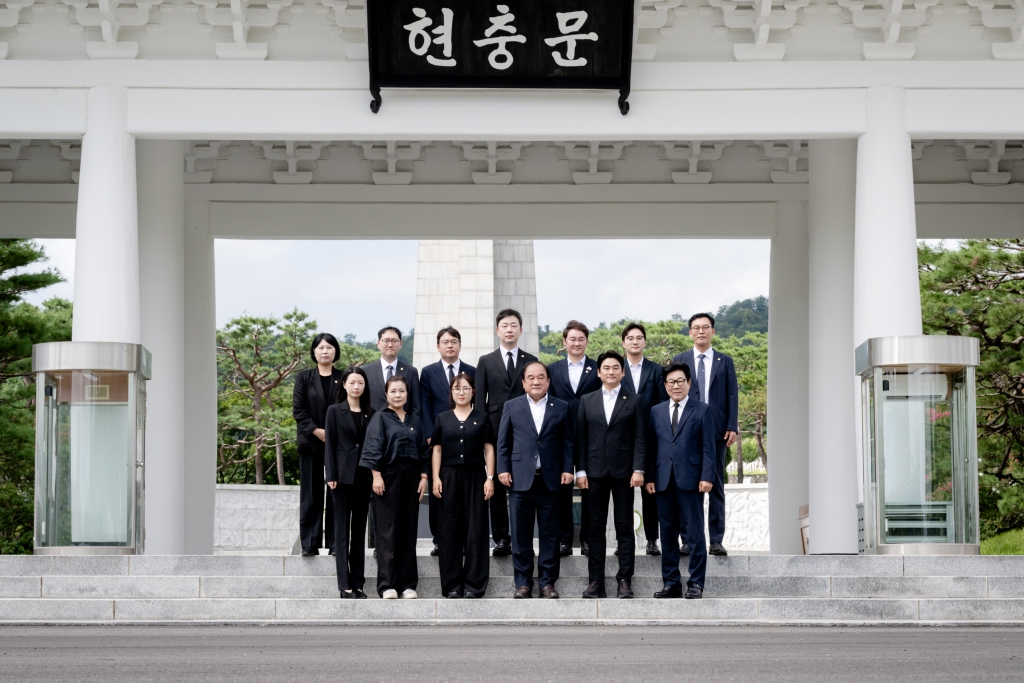 현충원 참배 이미지(16)
