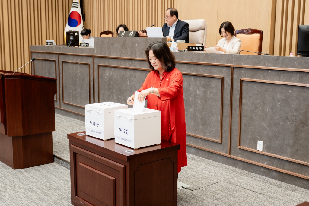 제292회 임시회 제3차 본회의-상임위원장 선출 이미지(31)