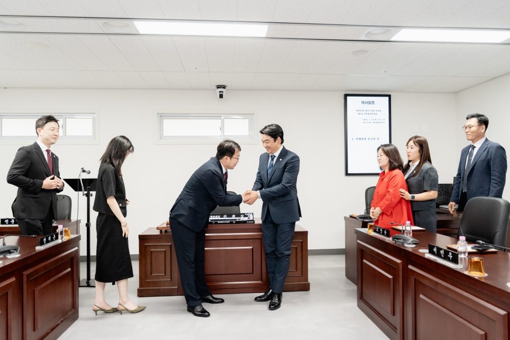 제292회 임시회 폐회중 기획행정위원회 이미지(6)