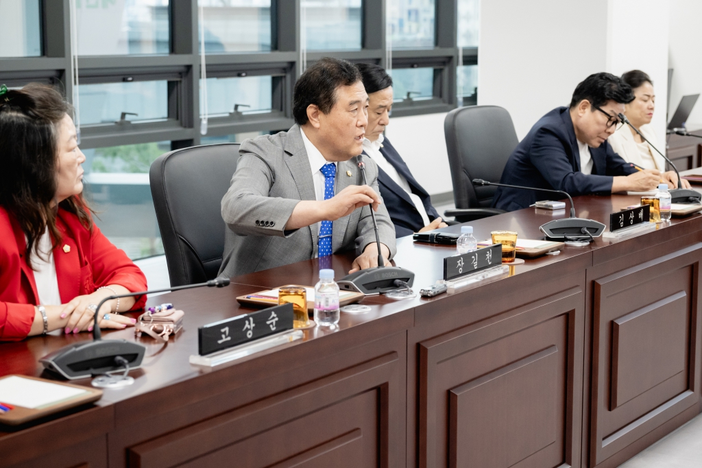 250704 제284회 제1차 정례회 제1차 예산결산특별위원회 이미지(4)