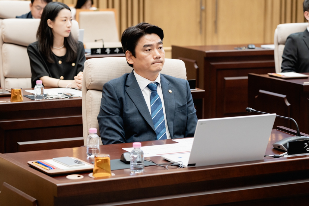 제292회 임시회 제3차 본회의-상임위원장 선출 이미지(6)